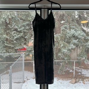 Splendid Velvet Dress (NEVER WORN) // Size S